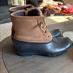 Sperry Tan and Blue Waterproof Boots
